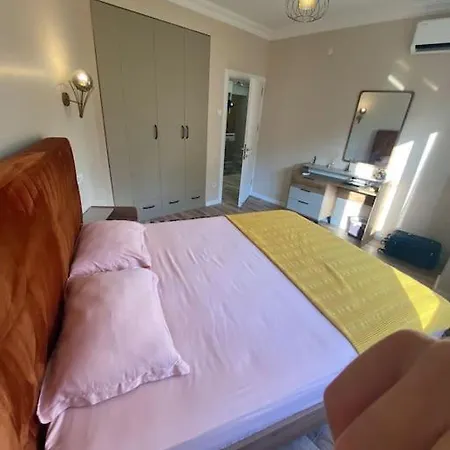 Cihangir Private Balcony דירה