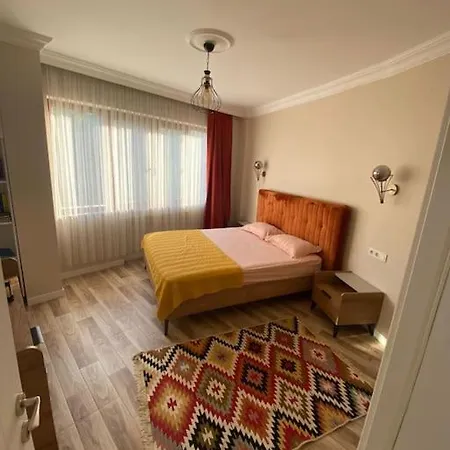 Cihangir Private Balcony דירה איסטמבול