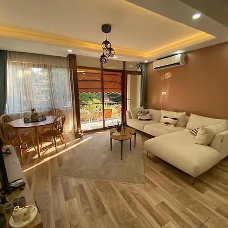 Cihangir Private Balcony *