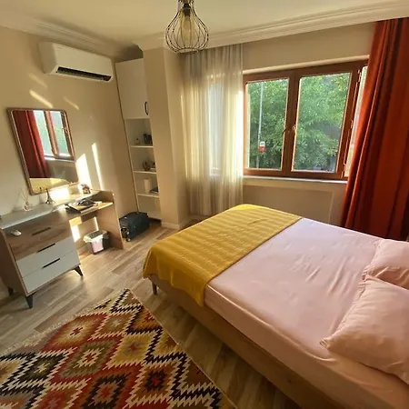 Cihangir Private Balcony