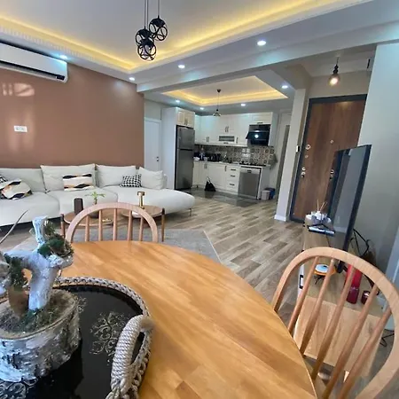 Cihangir Private Balcony דירה איסטמבול